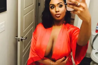 2026 NEW Year New Pussy!!!!! Lets play - Image 5