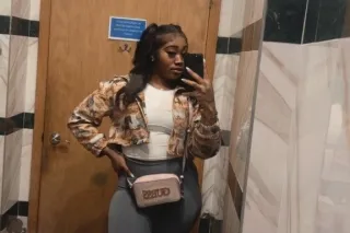 your little secret😏Naughty 😈or... - Image 3