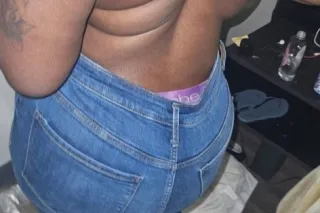 VILLA PARK.. WEST BURBS.. SPEC... - Image 2