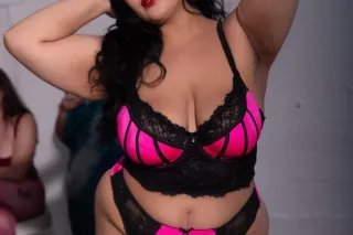 💋💕CURVY PORNSTAR IN KOREATOWN TONIGHT💕💋 - Image 8
