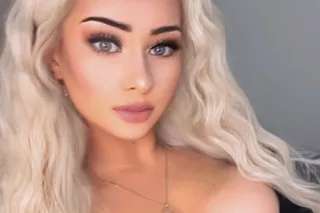 TATTED THICK BLONDE BOMBSHELL💣... - Image 2