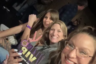 Bubble solo inOAKBROOK CENTER ... - Image 2