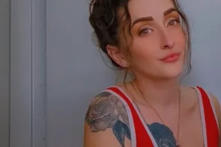 💋Why Chase When I'm The Catch ... - Image 2