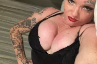 ELITE PAMPERING SERVICE•EXCLUSIVE ENTERTAINMENT EXPERIENCE - Image 5