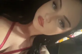 ur fav snow queen ❄💋🥂🍒 - Image 9