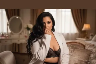 Gorgeous Curvy Experienced - 2... - Image 1