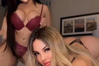 envianos un mensaje de texto😘 ... - Image 1