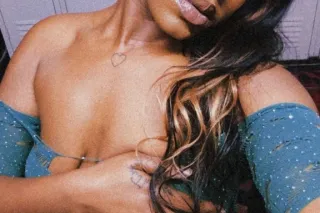 Cum play with Fiji 🍭💦 - Image 5