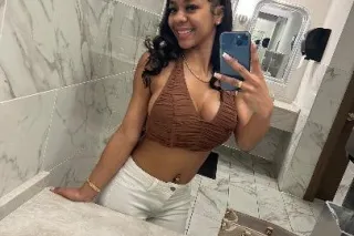 puerto rican hottie with a bod... - Image 4