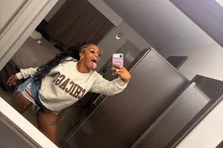 outcall only 160 q, 200 hh 400 hr SPECIALS ITS MY BIRTHDAY 📍Indulge in the presence of a woman who embodies elegance IM HER❤ 💋🏖🥀 - Image 5