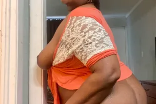 🌸I'M ONLY 4'11"🌸 💢➡RATES ARE F... - Image 3