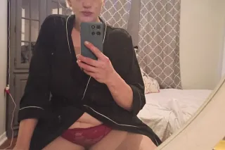 Hey sexy come play with Kay Kay - Image 3