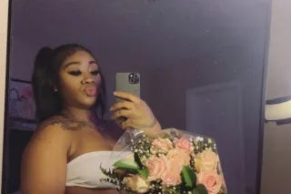 your little secret😏Naughty 😈or... - Image 2