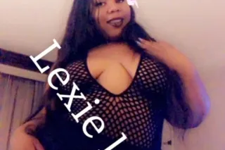 DANGEROUSLY ADDICTING🤗 Thick E... - Image 1