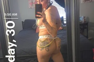 italian and Lebanese milf - Image 6