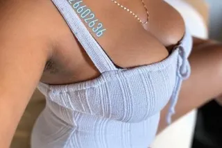 🍓🌹Voluptuous Goddess, Your Ent... - Image 1