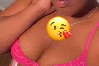 sexy~ voluptous~Cuban ~Hablo S... - Image 1