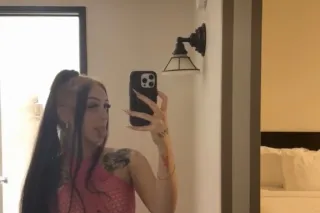 Your New Crush In Seattle❤️💋 -... - Image 4