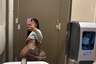 New Here🤪 Sloppiest Eater - 22 - Image 1