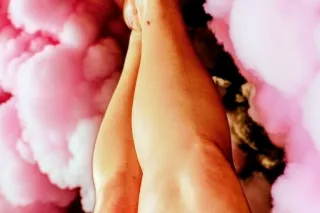 ATTRACTIVE FUN BLONDE AVAILABLE NOW . - Image 10