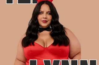 Merry Christmas Hosting Near the Mall. - Image 5