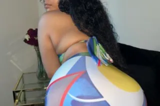 the Goddess Rubyredz is here, ... - Image 1