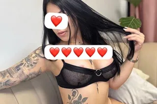 HELLO BABY I'M AVAILABLE NOW 🤤... - Image 1