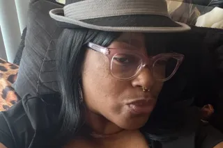 Pretty Goldie - 48 - Image 2