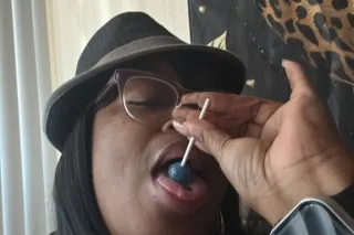 Pretty Goldie - 48 - Image 4