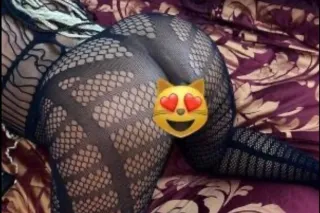 SPECIALS ALL DAY/NIGHT 😻 juicy... - Image 2