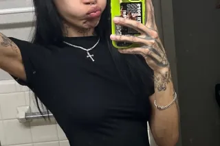 Freaky Lightskin ✅ AVAILABLE N... - Image 4