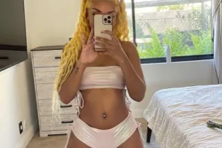 Who Getting F*ucked Tonight 🤤 ... - Image 2