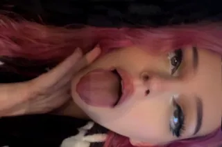 Young BLONDE Cutie Available N... - Image 4