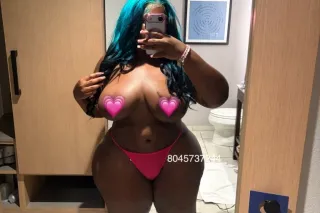 THICKUMS🍑⭐🩷💦READ MY COMMENTS🫶🏾... - Image 2