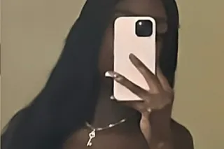 wet pussy💦 fire heac🫦 let me s... - Image 2