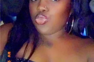 $60Special💜 handjob only - Image 2