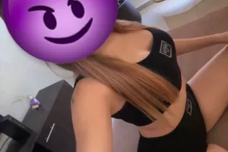 hi lm available now anal bbj🤤🤤... - Image 1