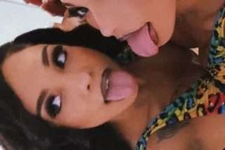 NEW Busty Kinky Bombshell 🍒 - ... - Image 2