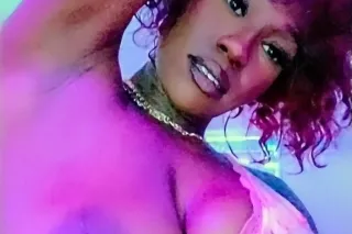 HALLANDALE incallll - 31 - Image 4