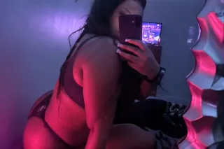 Tall, Fine & Thick in all the ... - Image 4