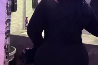 NEW AND YOUNG💋 MOST DESIRED - ... - Image 3