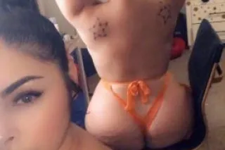 Horny Queen Ready For Hookup V... - Image 1