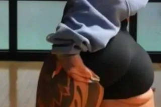 ➡ IF U WANNA SEE ME ➡ MESSAGE ME ON MY 💦𝙊𝙉𝙇𝙔𝙁𝘼𝙉𝙎💦 AND I WILL MESSAGE YOU BACK ⬇ 𝙄𝙉𝙎𝙏𝘼𝙉𝙏𝙇𝙔 PRESS DOWN ON MY ONLYFANS LINK BELOW AND PRESS OPEN 👇 https://onlyfans.com/wettitaliansophia - Image 9