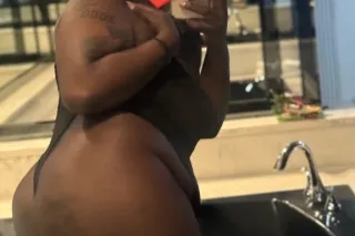 CUM SEE YOUR NEW FAVORITE NAST... - Image 2