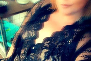 fiery redhead! - 40 - Image 3