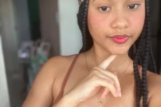 hello my name is Nicaury I am ... - Image 2