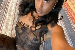 Sweet and Sexy Chocolate Throa... - Image 3