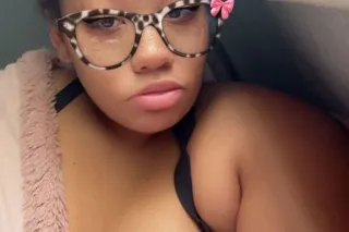 come have fun daddy 💦🥵 - Image 9