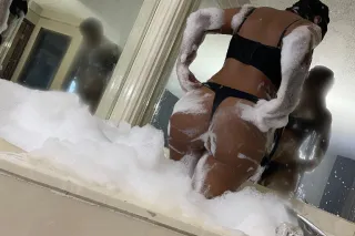 Can I be your valentine 💌 BrownSkin Carmel 🍫🎀 Back and Better 😩💋 OUTCALLS ALL TONIGHT 🥰 - Image 5