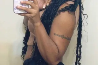 AVAILABLE NOW. I only do hotel... - Image 4